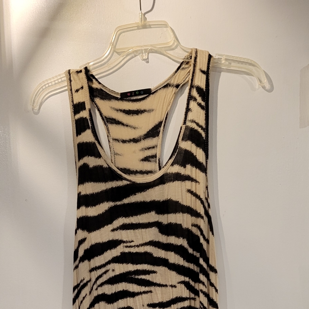 Tank top - Picture 3 of 3